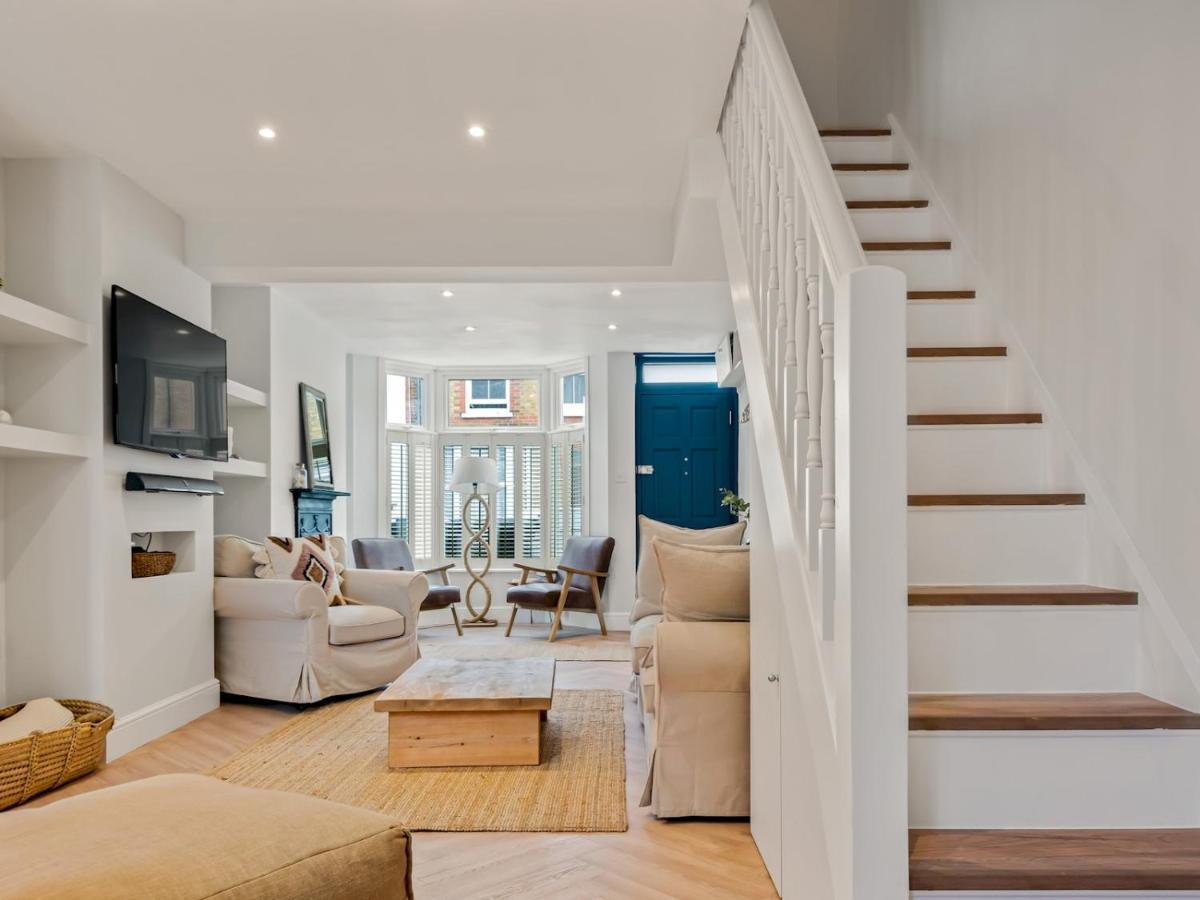 Pass The Keys 3 Bed Scandi Heaven Minutes From The Beach Whitstable Exterior photo